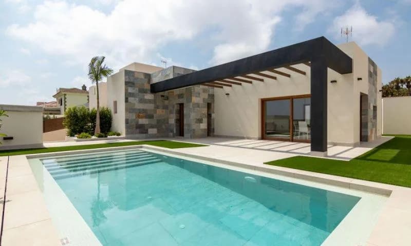 Villa de 3 chambres à vendre à Torrevieja, Alicante