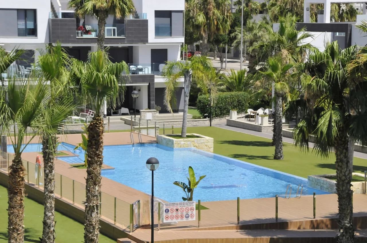Villa de 3 chambres à vendre à Guardamar del Segura, Alicante