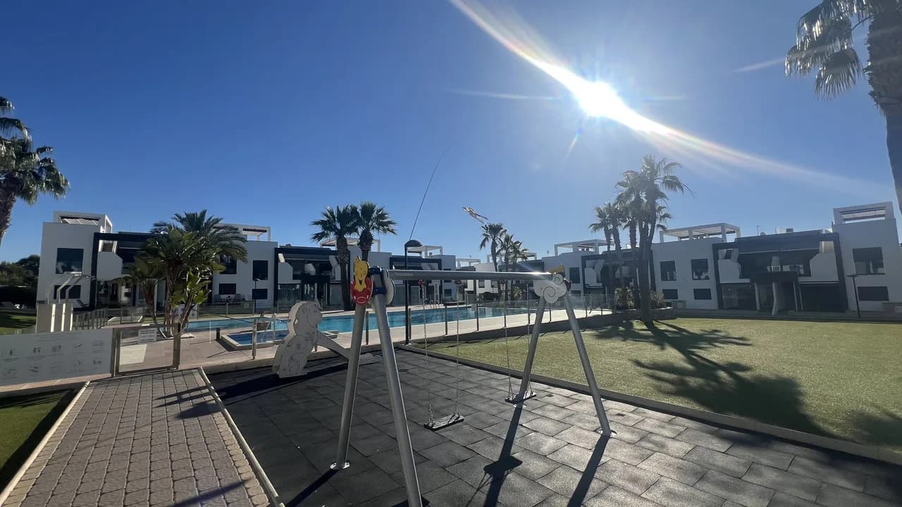 Apartment met 2 slaapkamers te koop in La Zenia, Alicante - Image 8