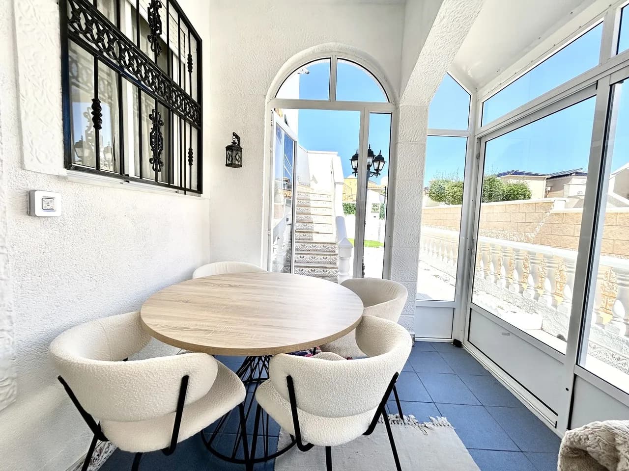 2 Bedroom Townhouse for Sale in Punta Prima, Alicante - Image 4