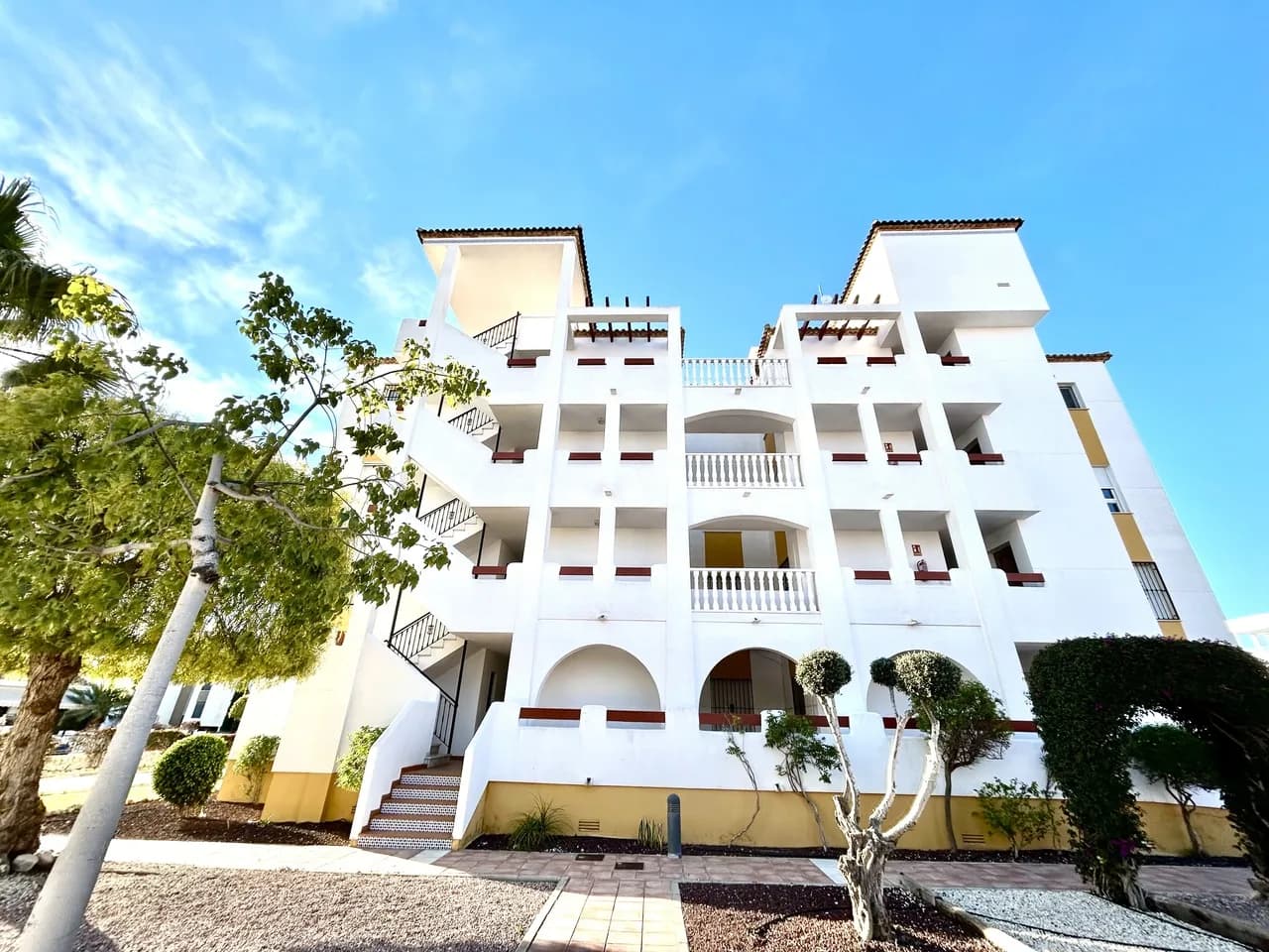 2 Bedroom Apartment for Sale in Villamartin, Alicante