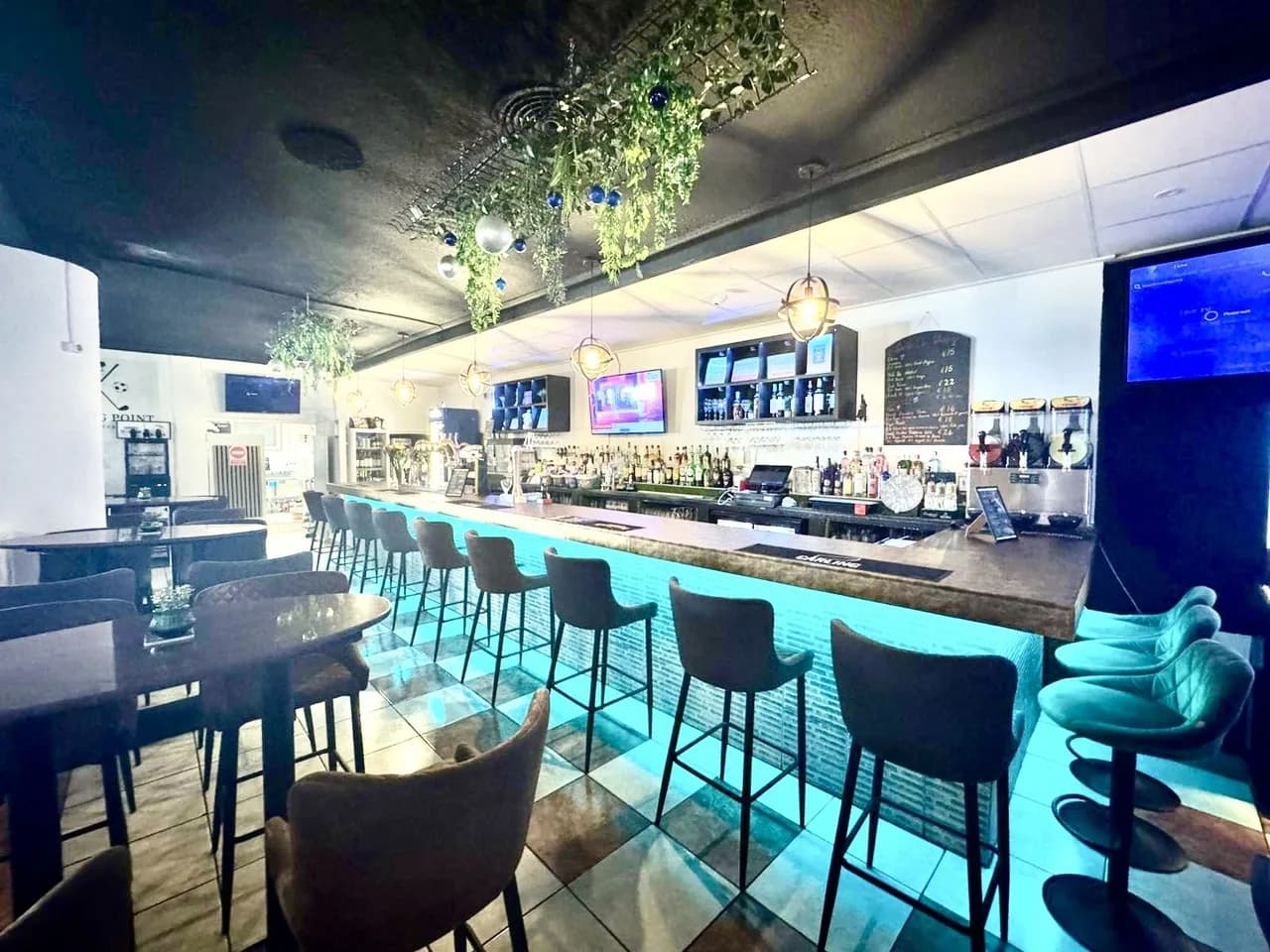 Commercial for Sale in San Miguel de Salinas, Alicante - Image 2