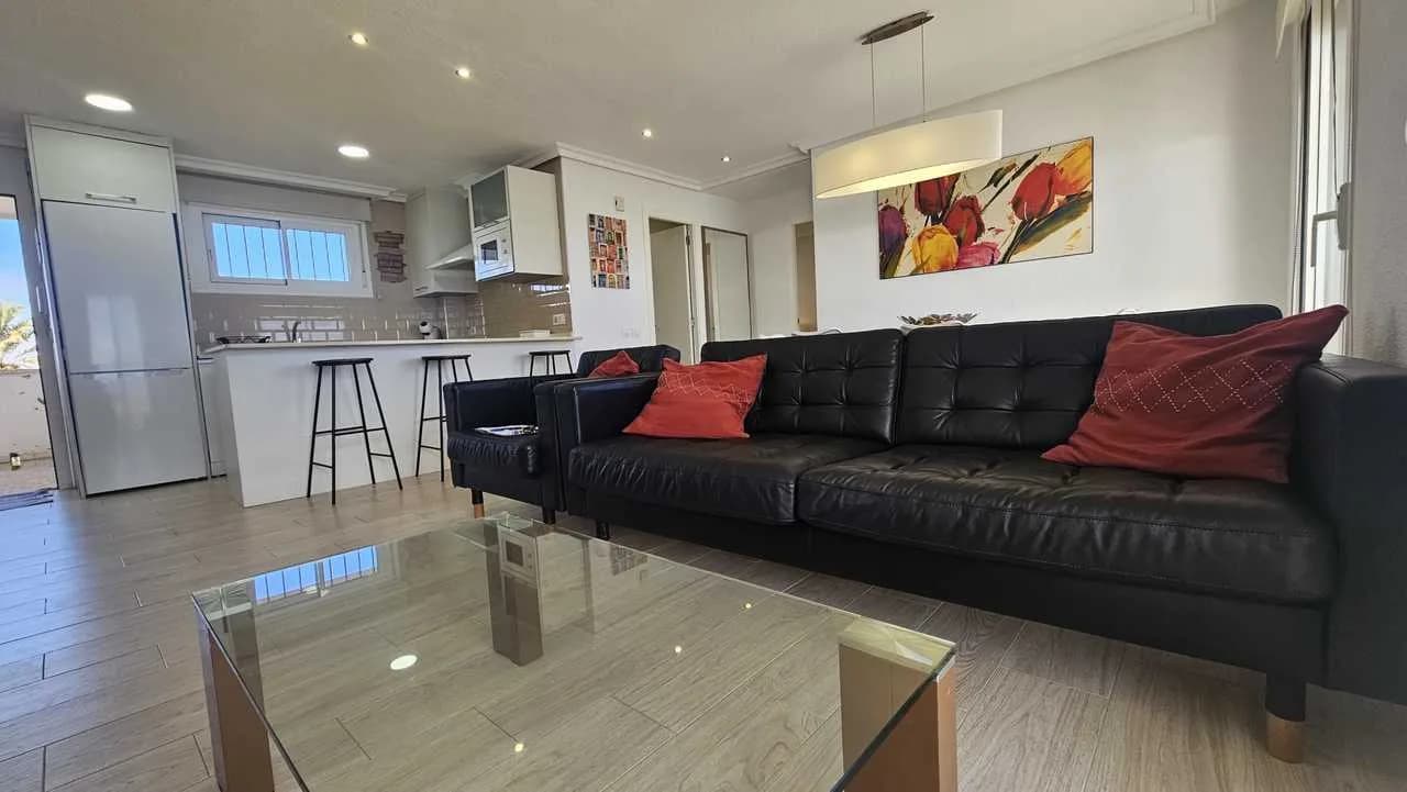 3 Bedroom Apartment for Sale in Mil Palmeras, Alicante - Image 5