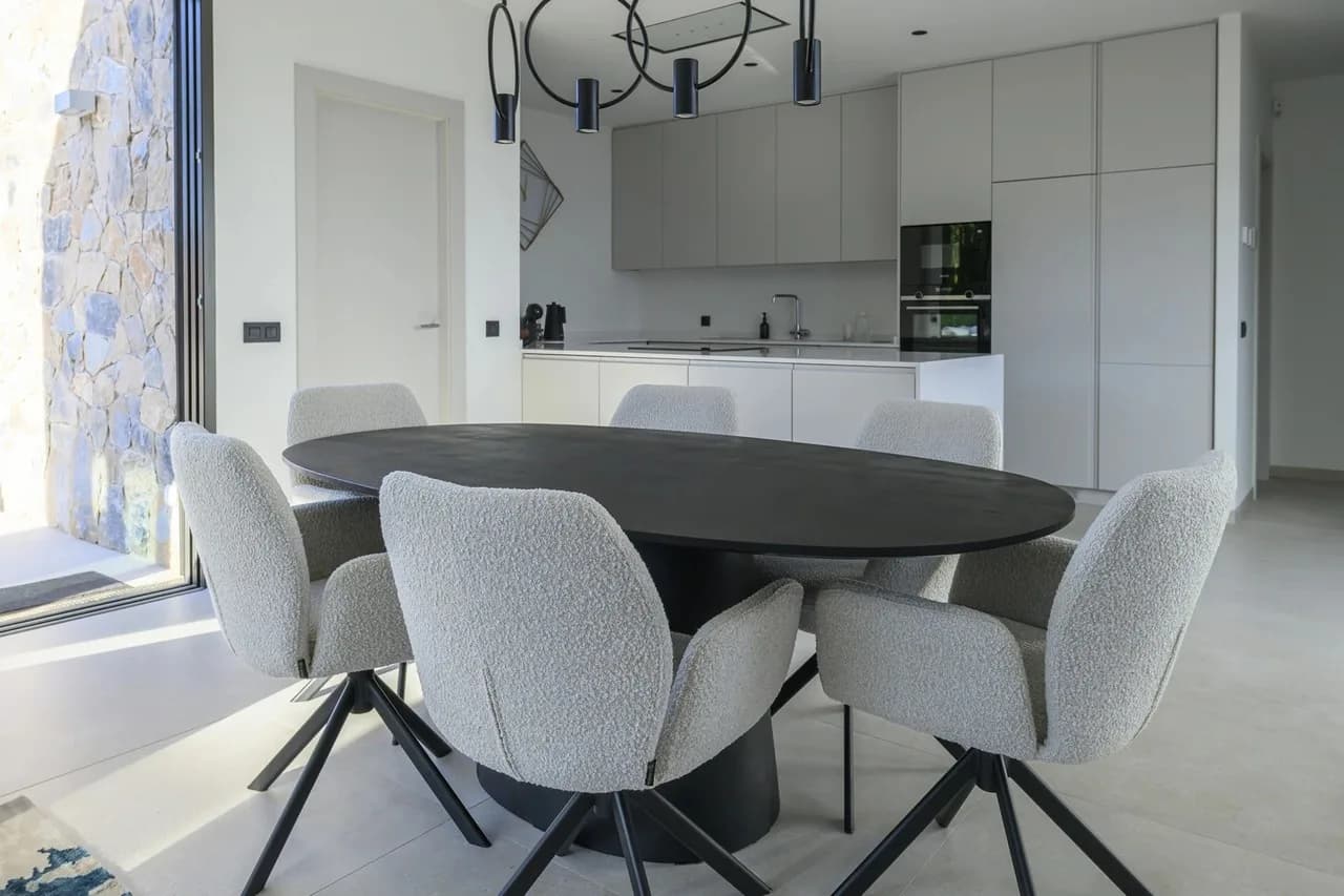 Villa de 3 dormitorios en venta en Las Colinas Golf Resort, Alicante - Image 8