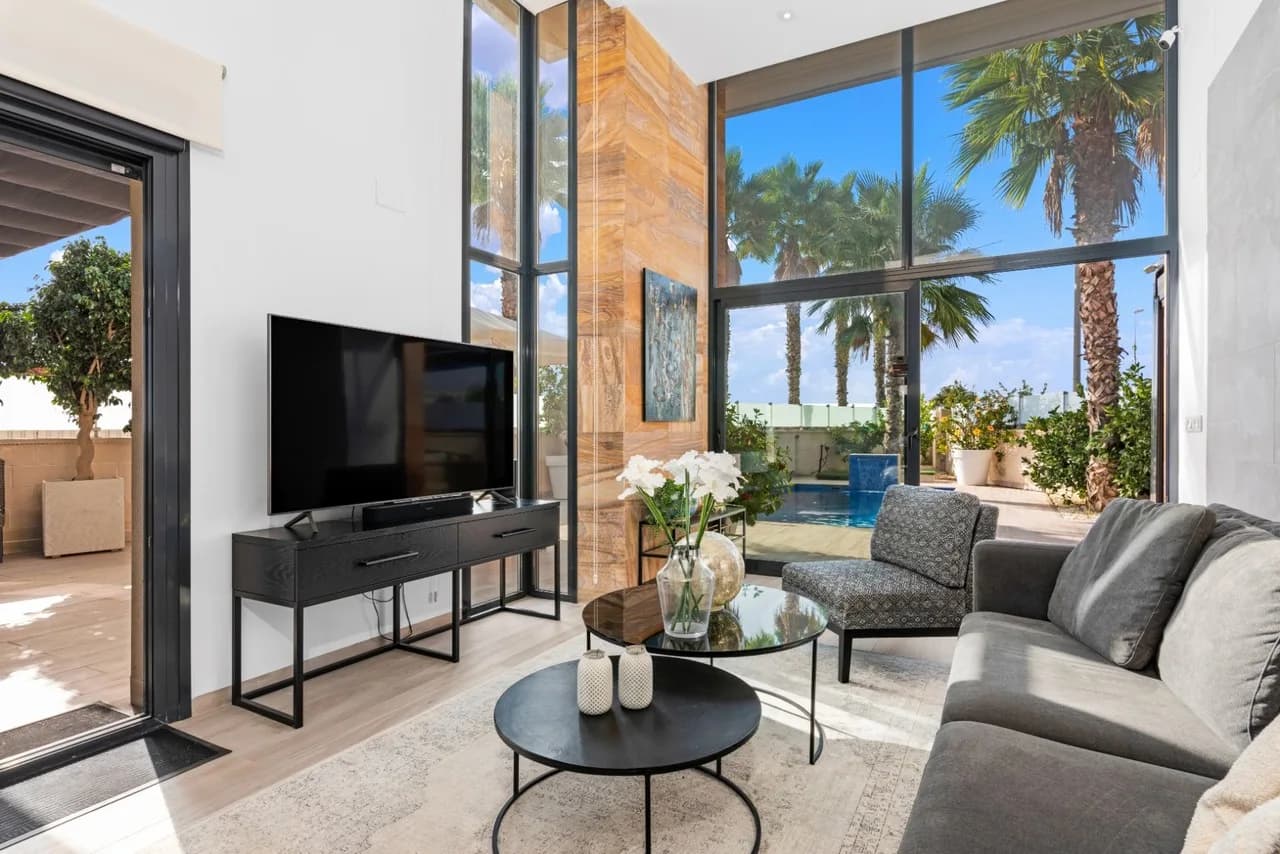 Villa de 5 chambres à vendre à Cabo Roig, Alicante - Image 9