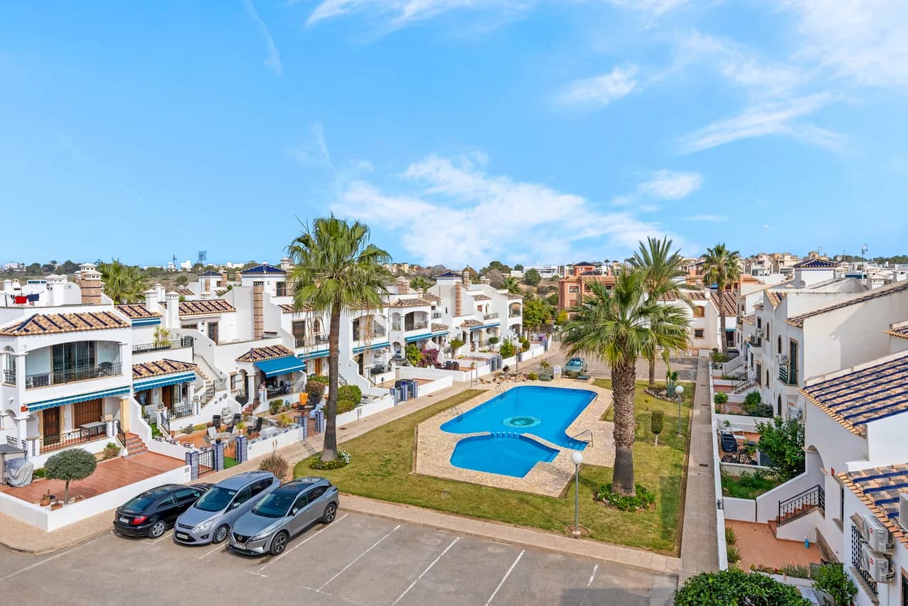 Villa de 2 chambres à vendre à Villamartin, Alicante - Image 6