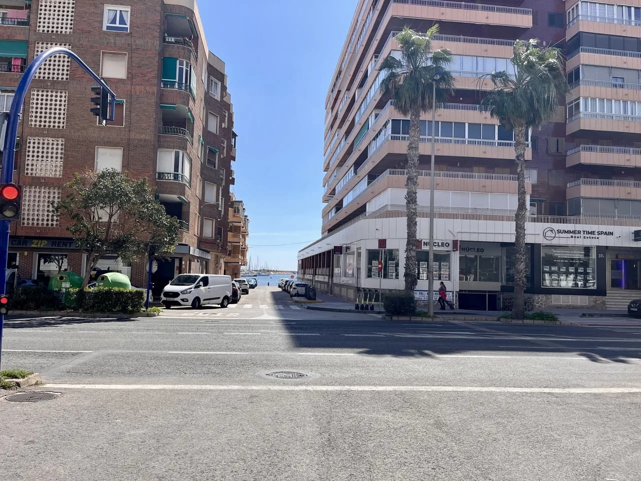 Apartment de 3 dormitorios en venta en Torrevieja, Alicante - Image 3