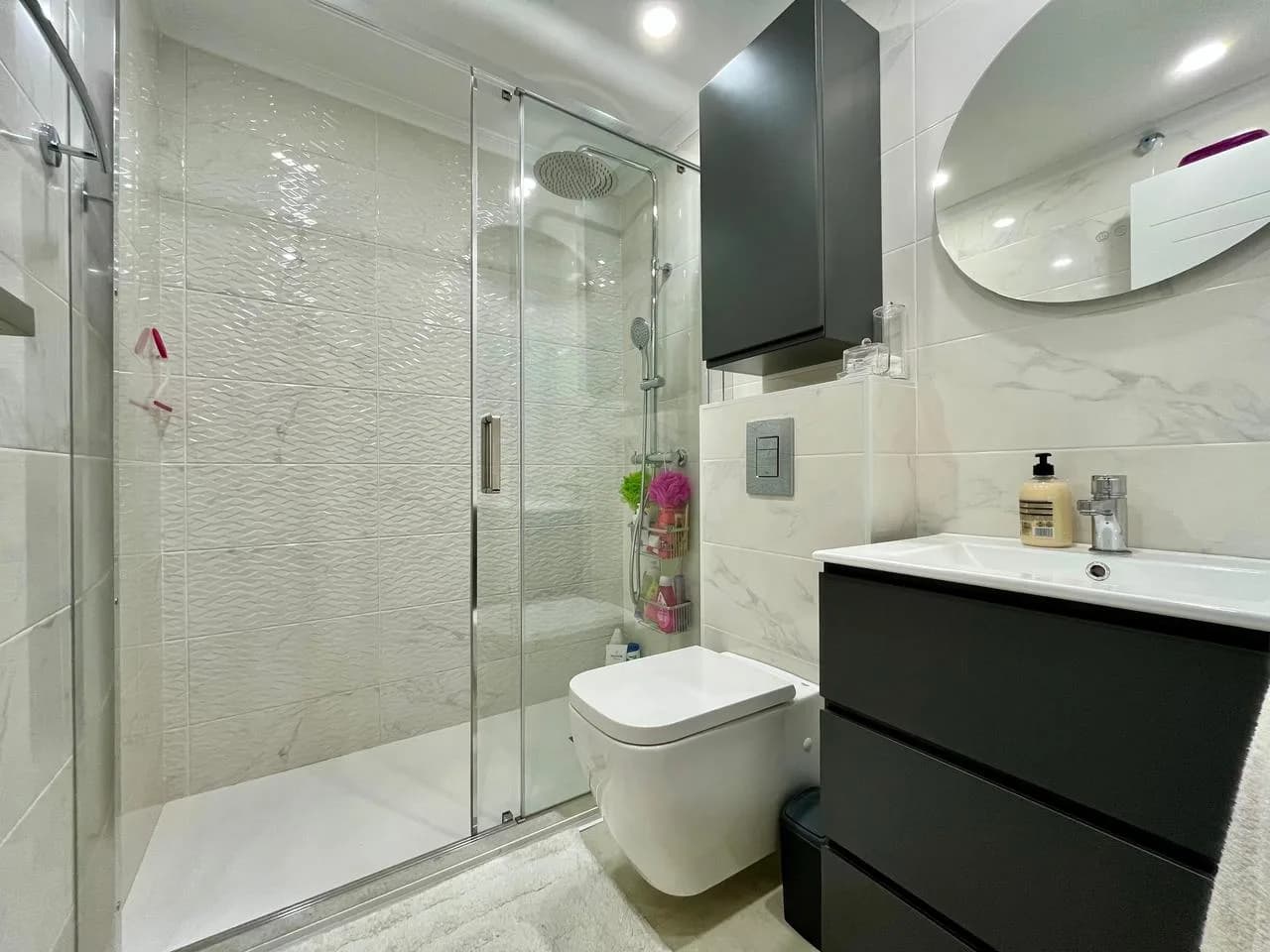 Apartment de 4 dormitorios en venta en Torrevieja, Alicante - Image 3