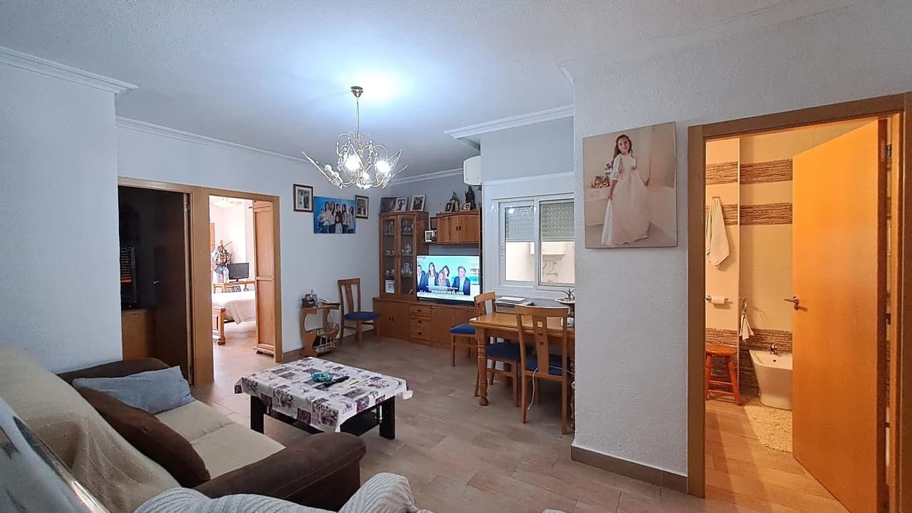 3 Bedroom Townhouse for Sale in Benijofar, Alicante - Image 3