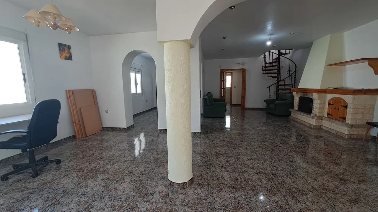 Villa de 5 chambres à vendre à Villamartin, Alicante - Image 8