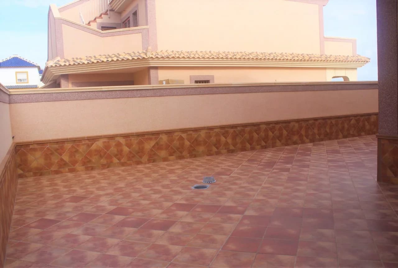 Townhouse met 3 slaapkamers te koop in Los Altos, Alicante - Image 7