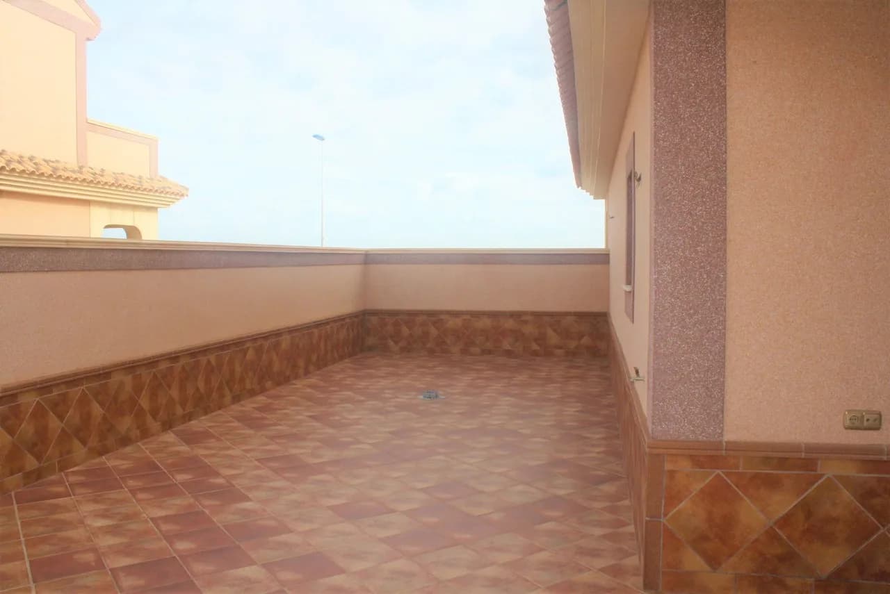 Townhouse met 3 slaapkamers te koop in Los Altos, Alicante - Image 8