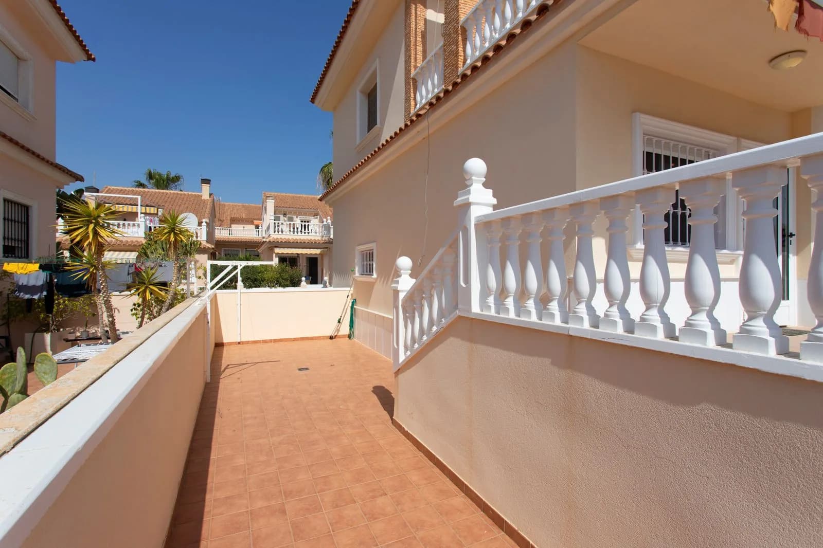 4 Bedroom Villa for Sale in Torrevieja, Costa Blanca - Image 8