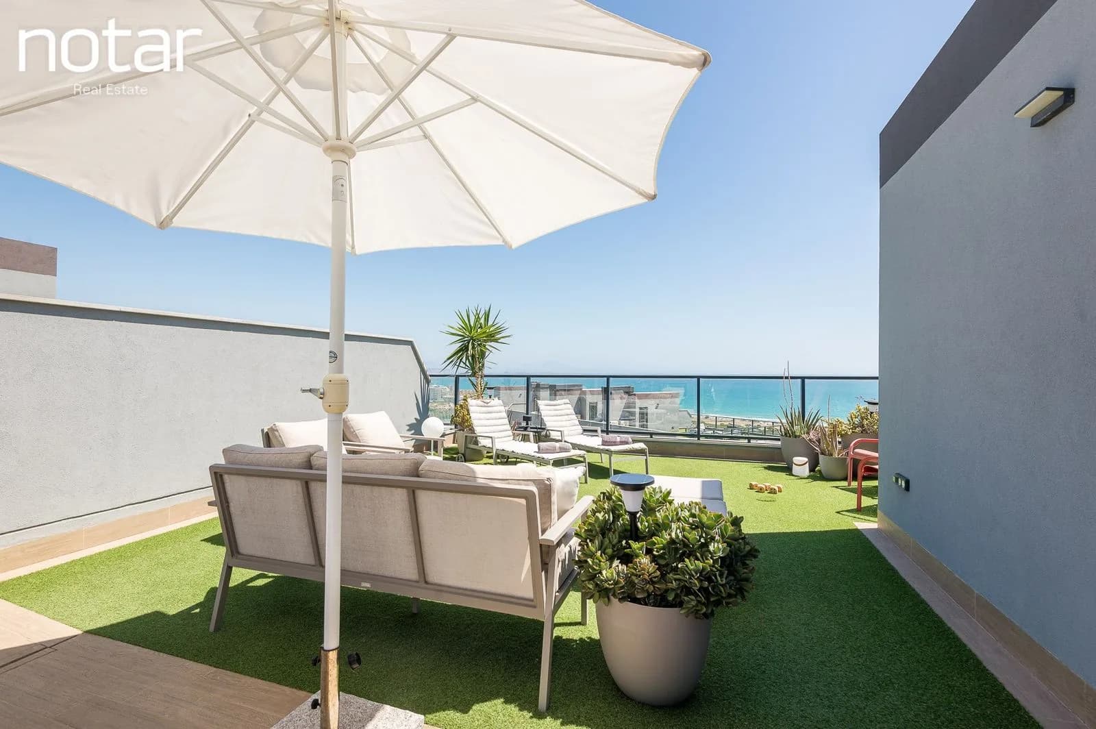 Apartment In Gran Alacant - Image 2