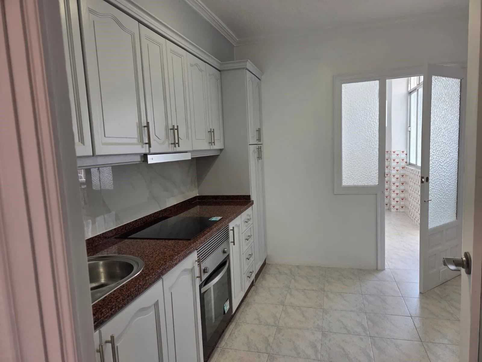 3 Bedroom Apartment for Sale in Torrevieja, Costa Blanca - Image 4