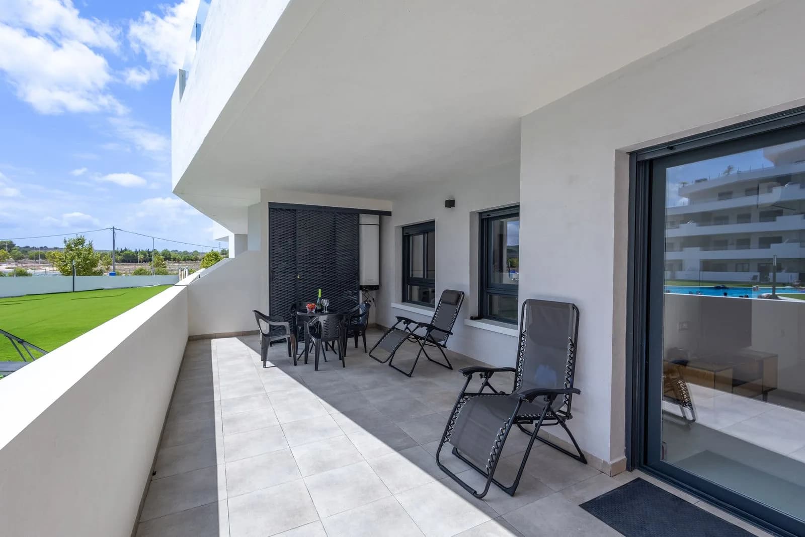 Apartment In San Miguel De Salinas - Image 3