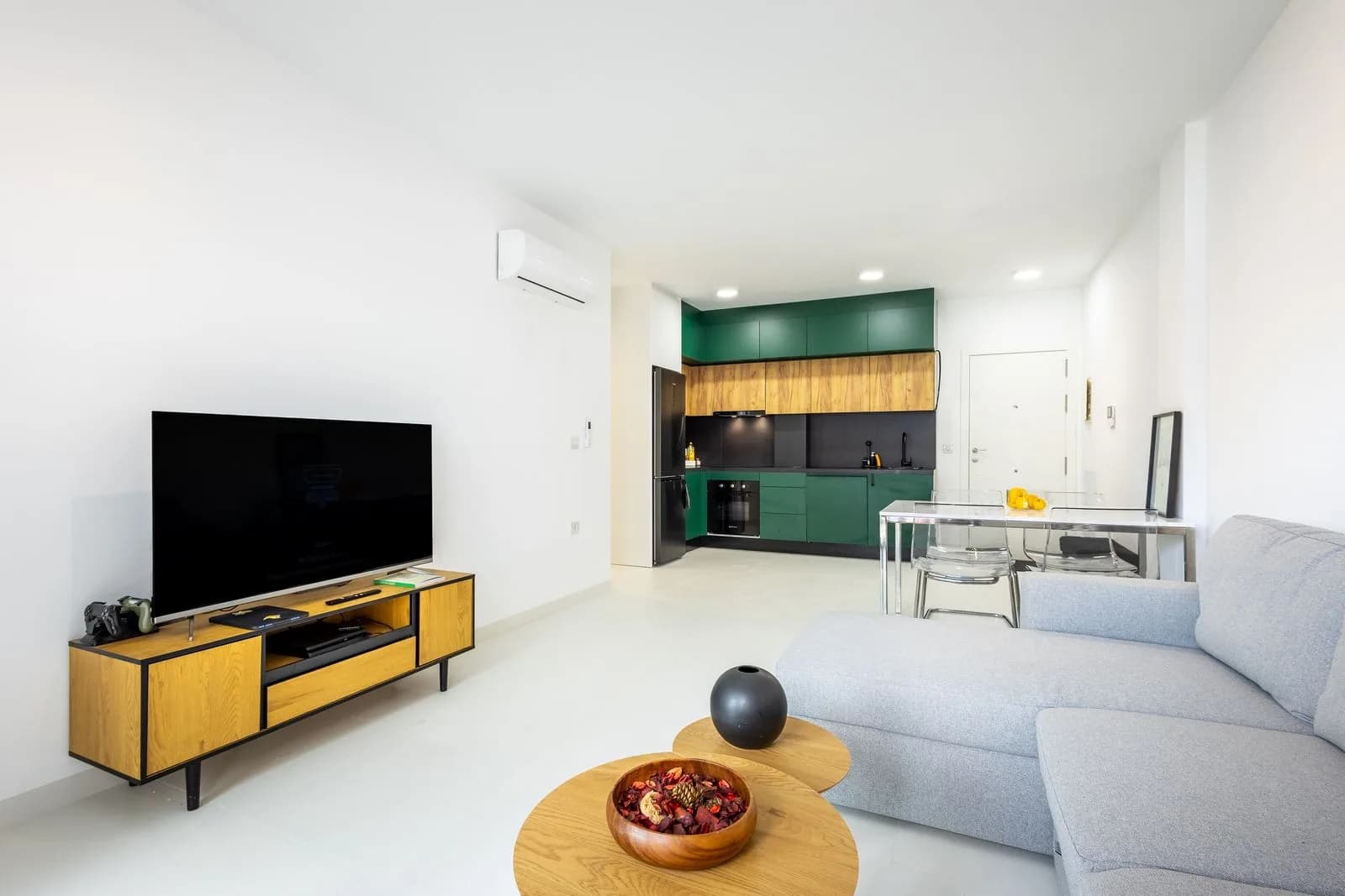 2 Bedroom Apartment for Sale in San Miguel de Salinas, Costa Blanca - Image 9