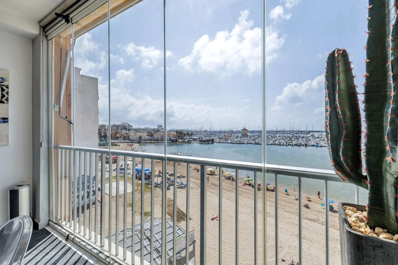 Apartment z 3 sypialniami na sprzedaż w Torrevieja, Costa Blanca - Image 3
