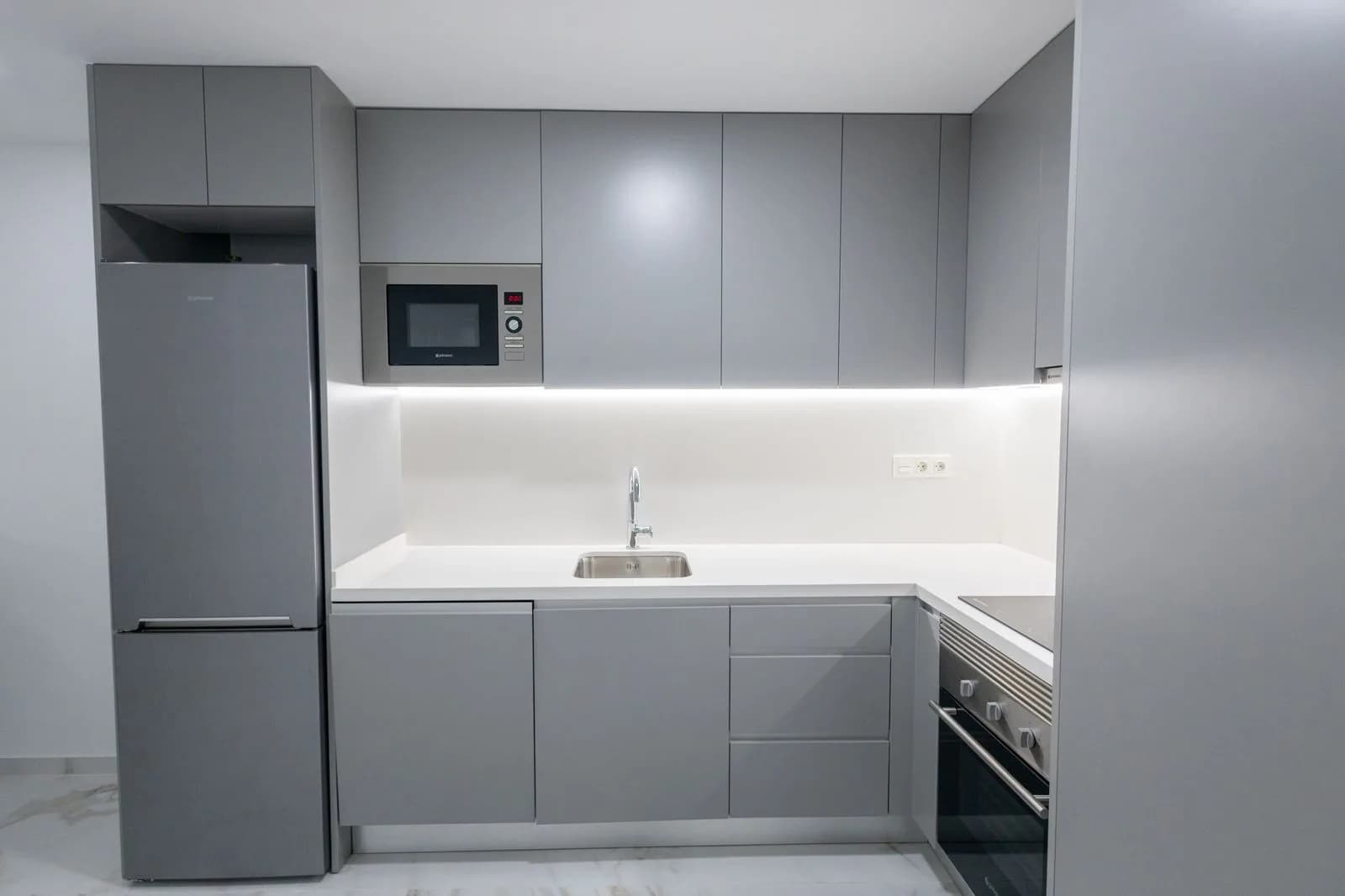 Apartment In Torrevieja - Image 5