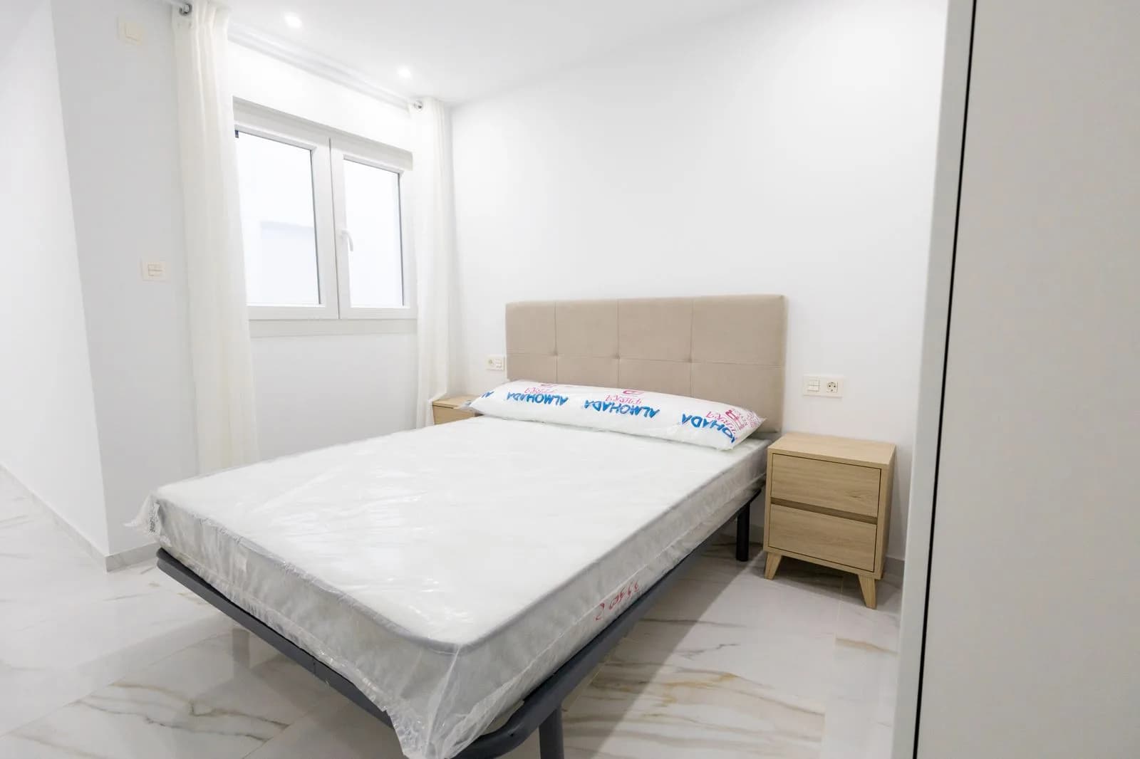 Apartment In Torrevieja - Image 8