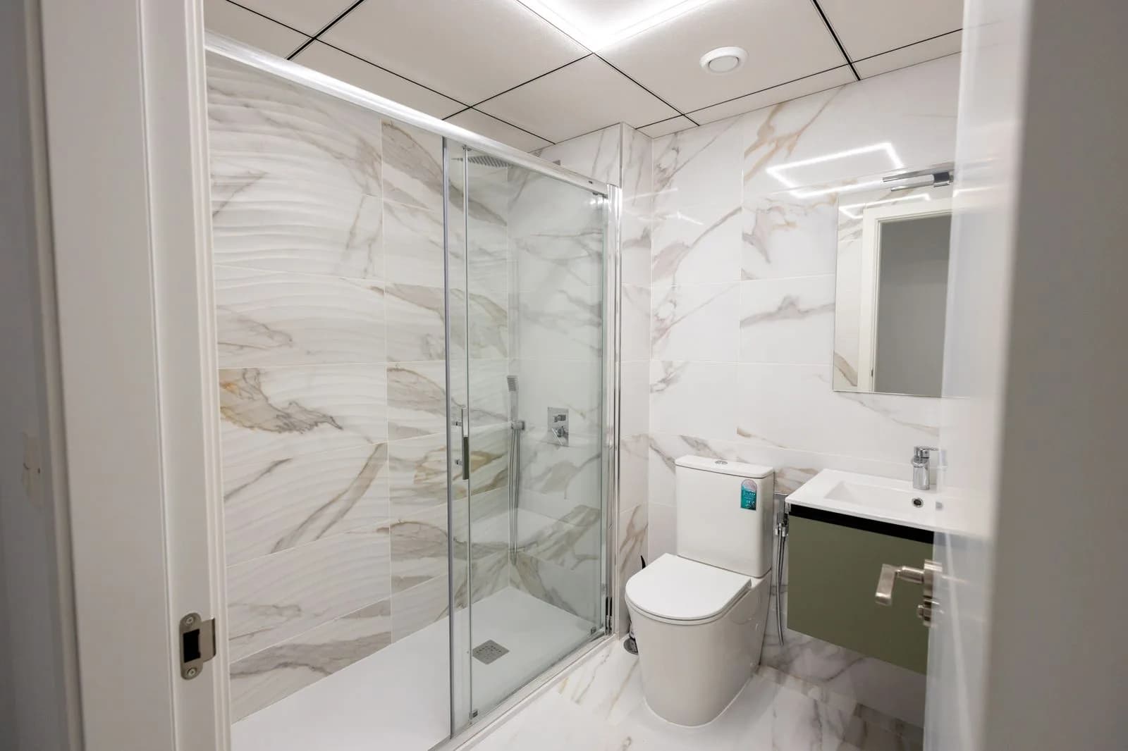 2 Bedroom Apartment for Sale in Torrevieja, Costa Blanca - Image 9