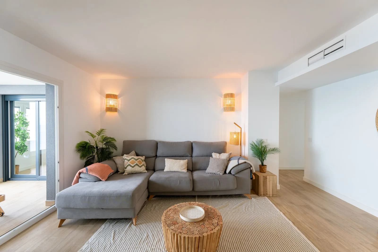 Apartment In Punta Prima - Image 4