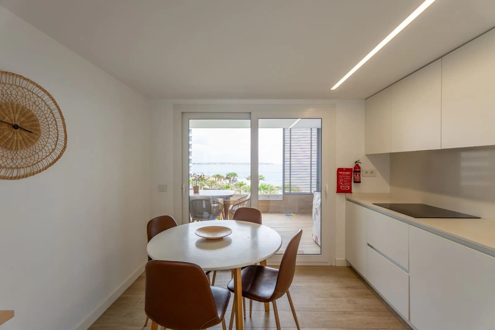 Apartment de 3 dormitorios en venta en Punta Prima, Costa Blanca - Image 7