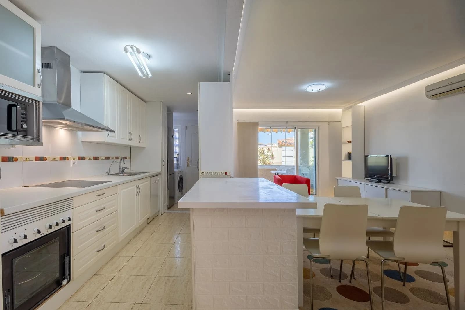 3 Bedroom Apartment for Sale in Playa Flamenca, Costa Blanca - Image 7
