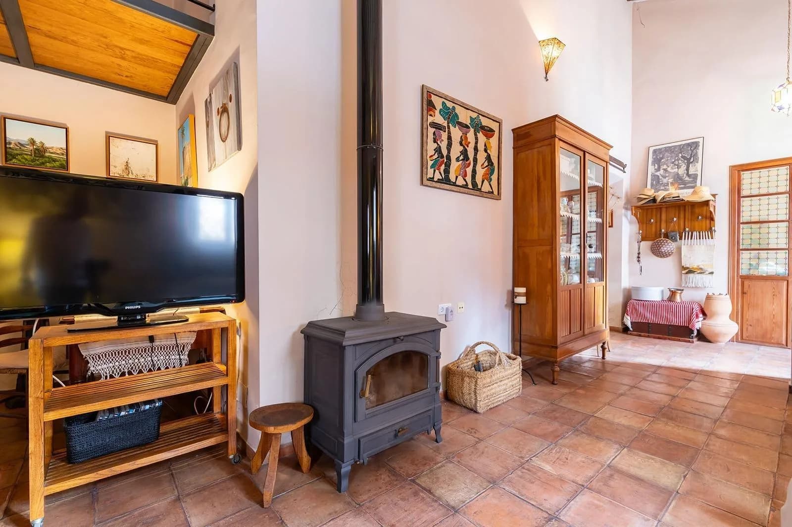 Village House In Los Martinez Del Puerto - Image 9