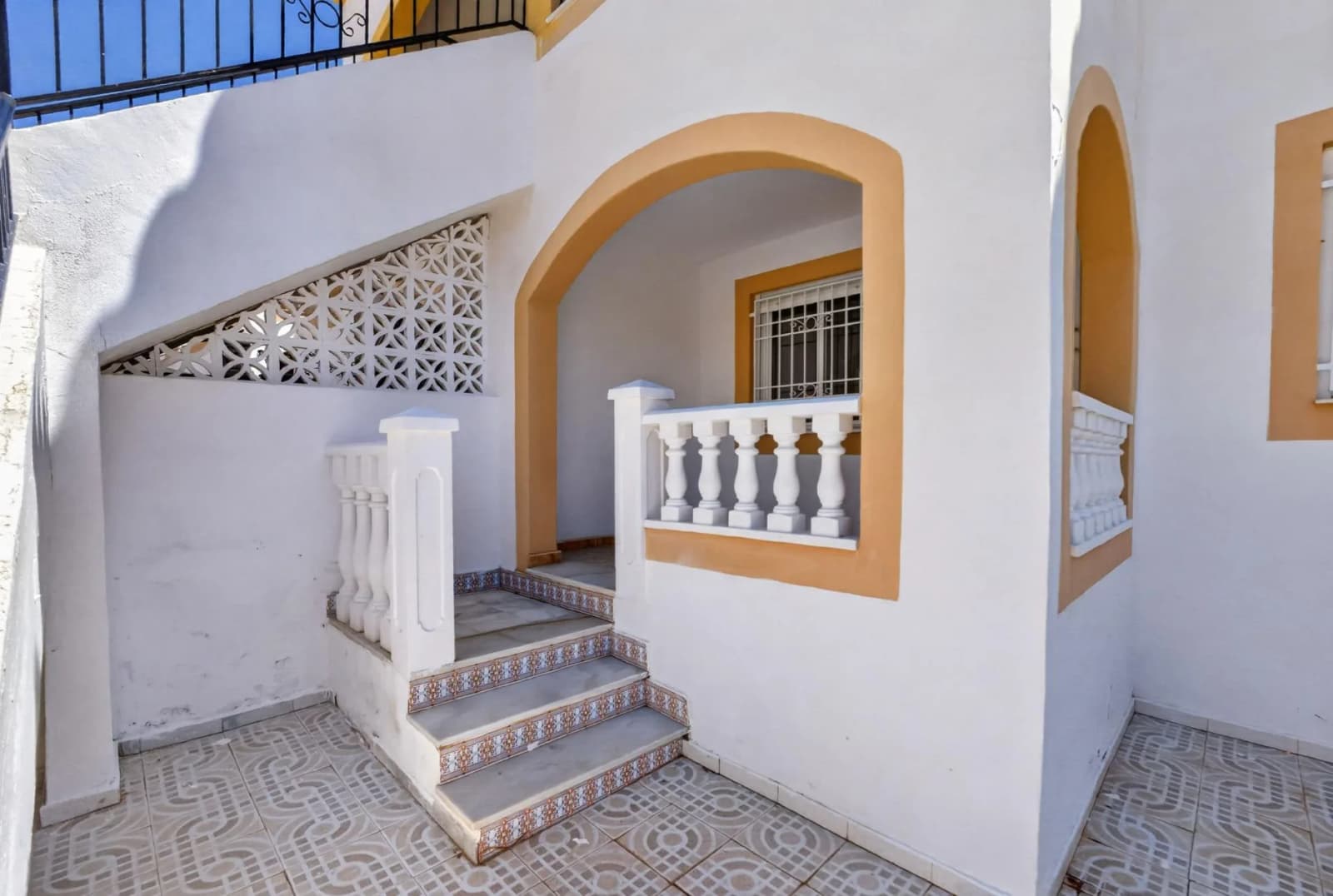 Ground Floor In Torrevieja - Image 6