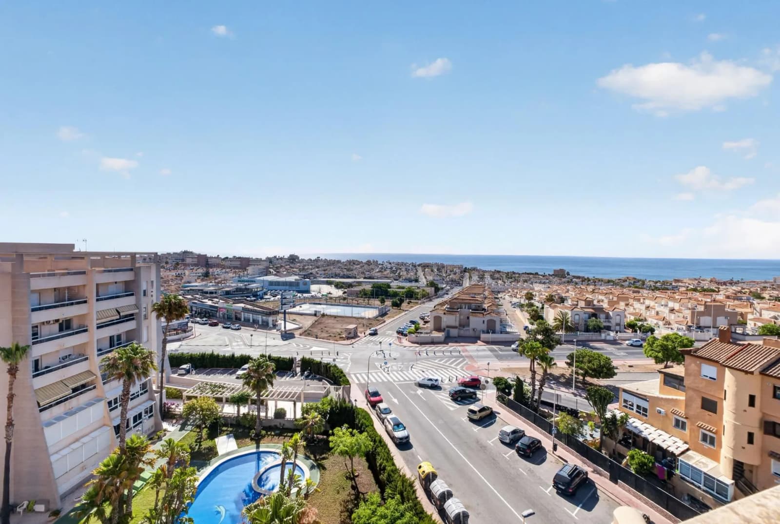 Villa z 2 sypialniami na sprzedaż w Torrevieja, Alicante - Image 8