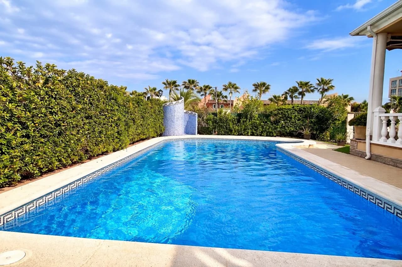 Villa z 6 sypialniami na sprzedaż w La Mata, Alicante - Image 3