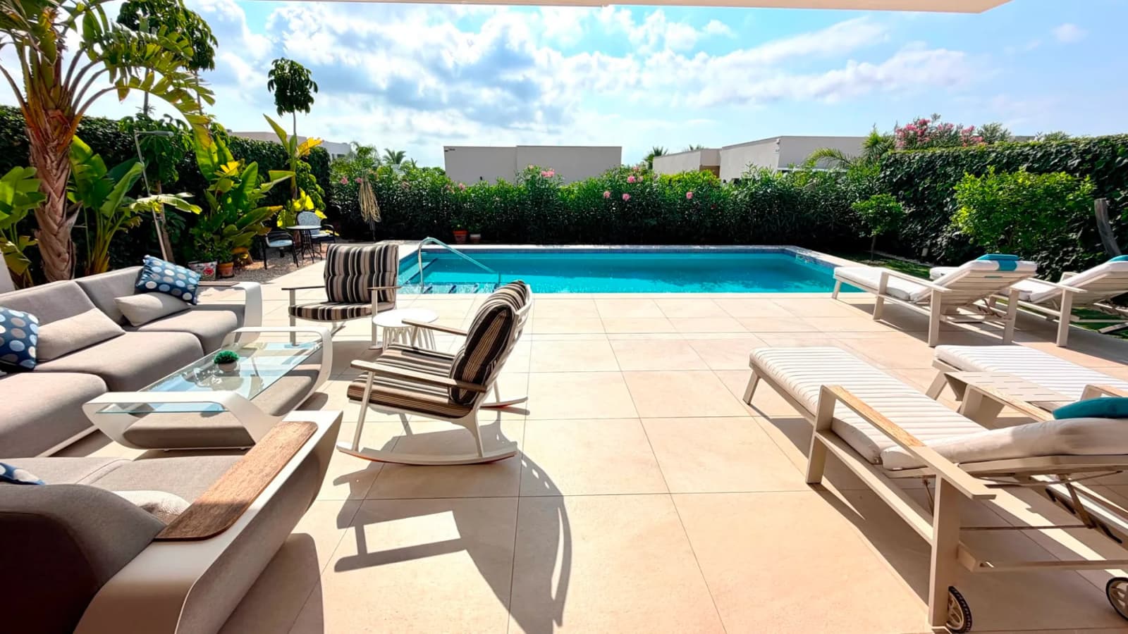 Detached Villa In Los Montesinos - Image 2