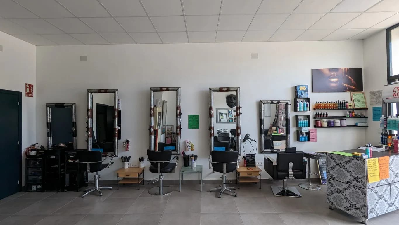 Commercial for Sale in Lo Crispin, Alicante - Image 3