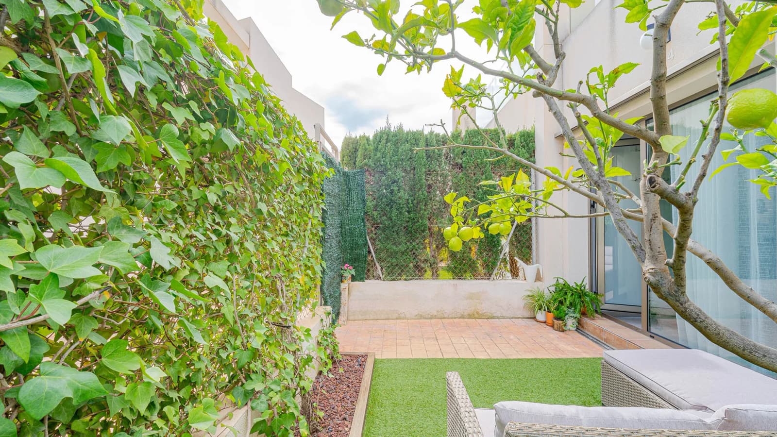 Townhouse de 3 dormitorios en venta en Punta Prima, Alicante - Image 7