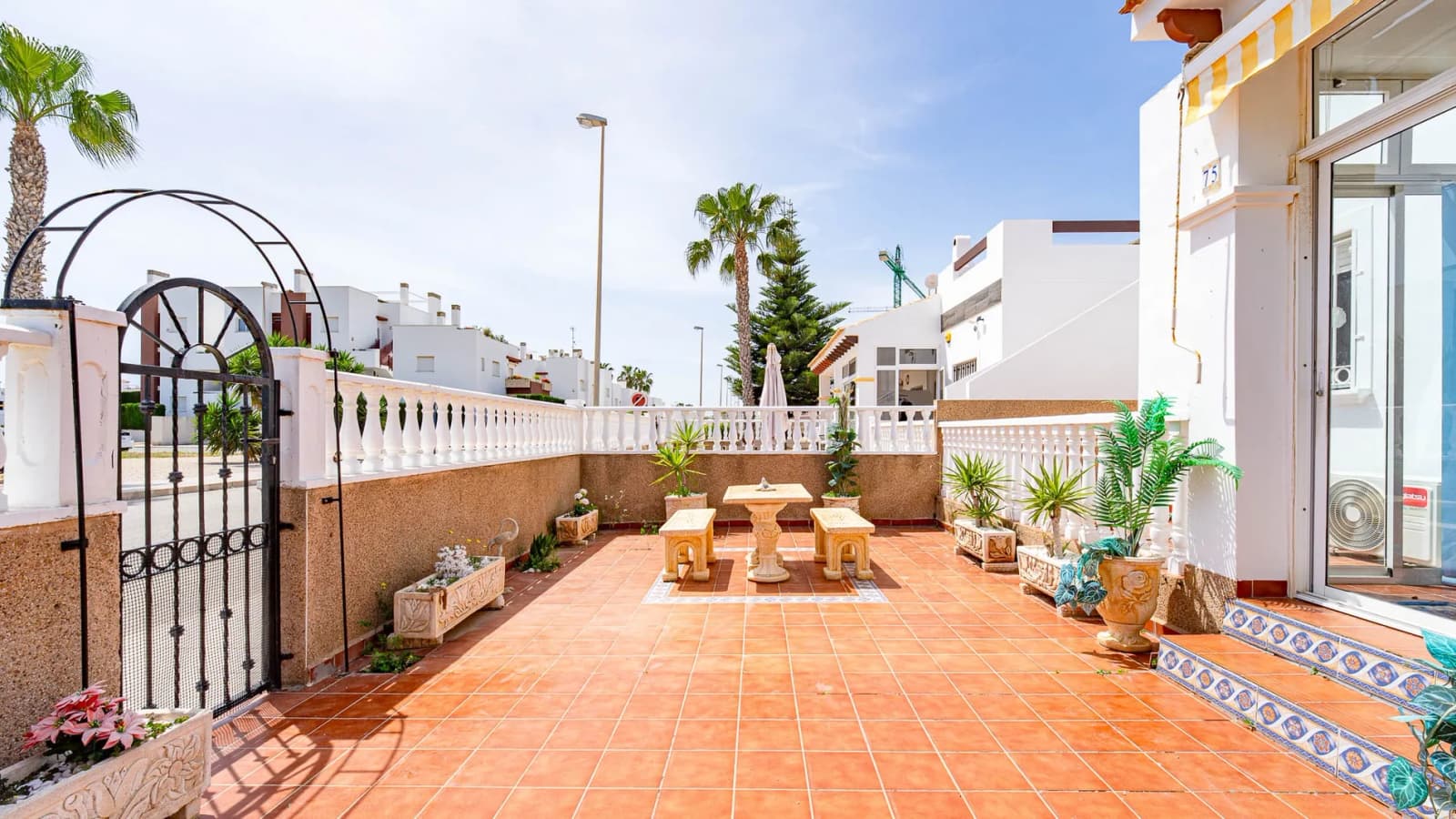 3 Bedroom Townhouse for Sale in Torrevieja, Alicante - Image 8