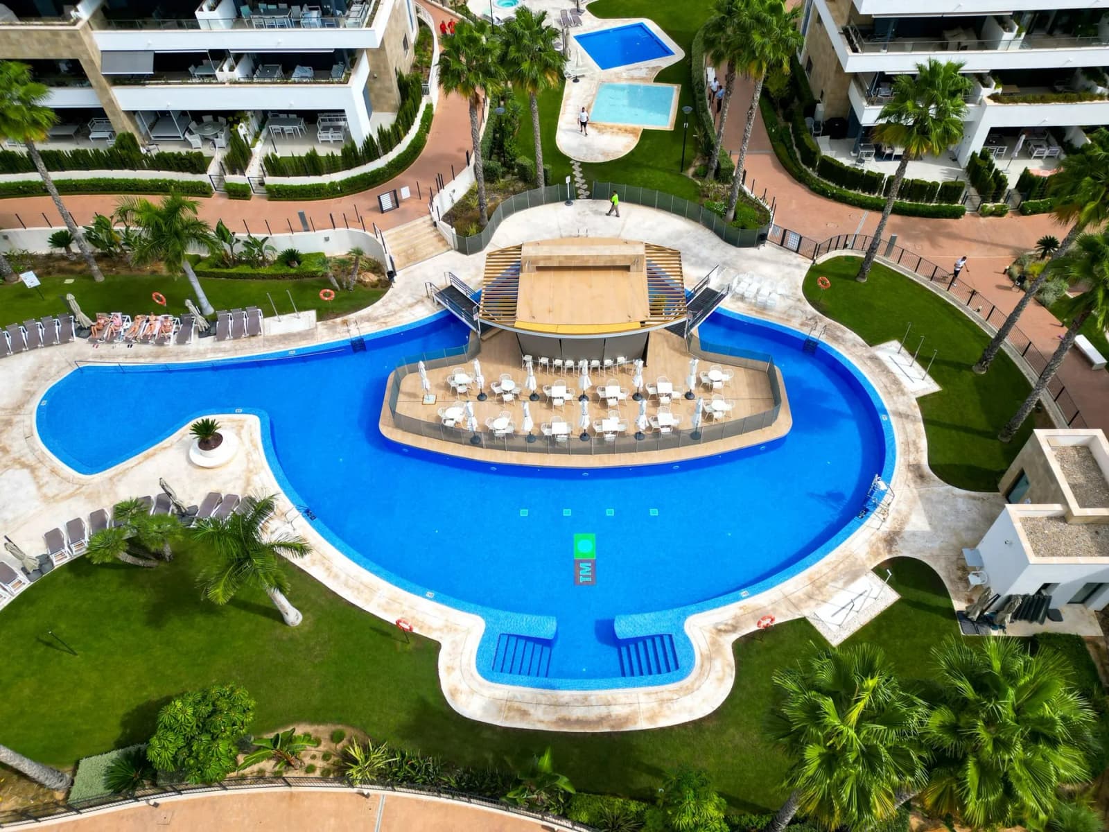 Apartment de 3 dormitorios en venta en Playa Flamenca, Costa Blanca - Image 5
