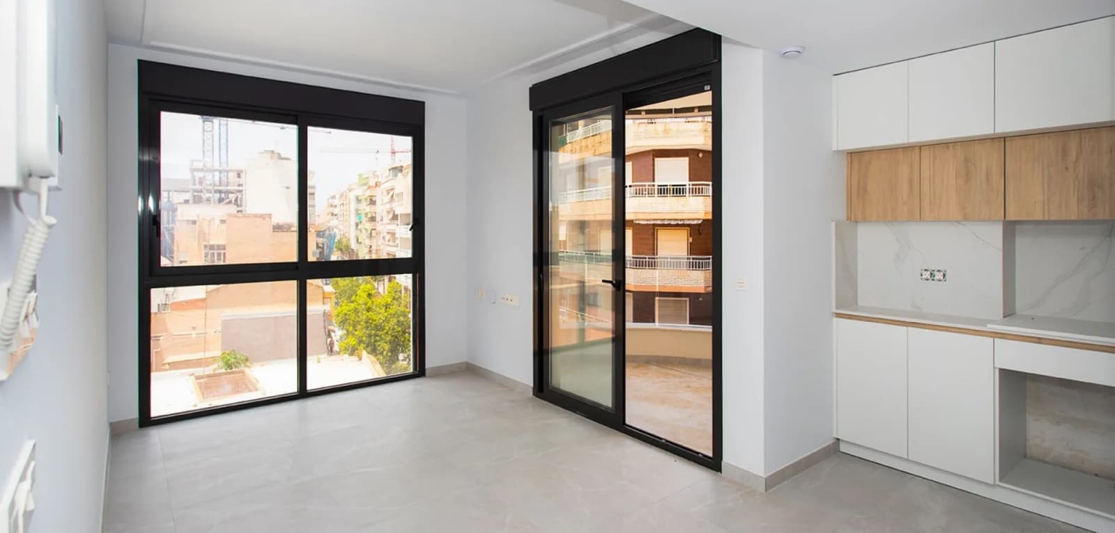 Apartment de 2 chambres à vendre à Torrevieja, Costa Blanca (Alicante) - Image 2