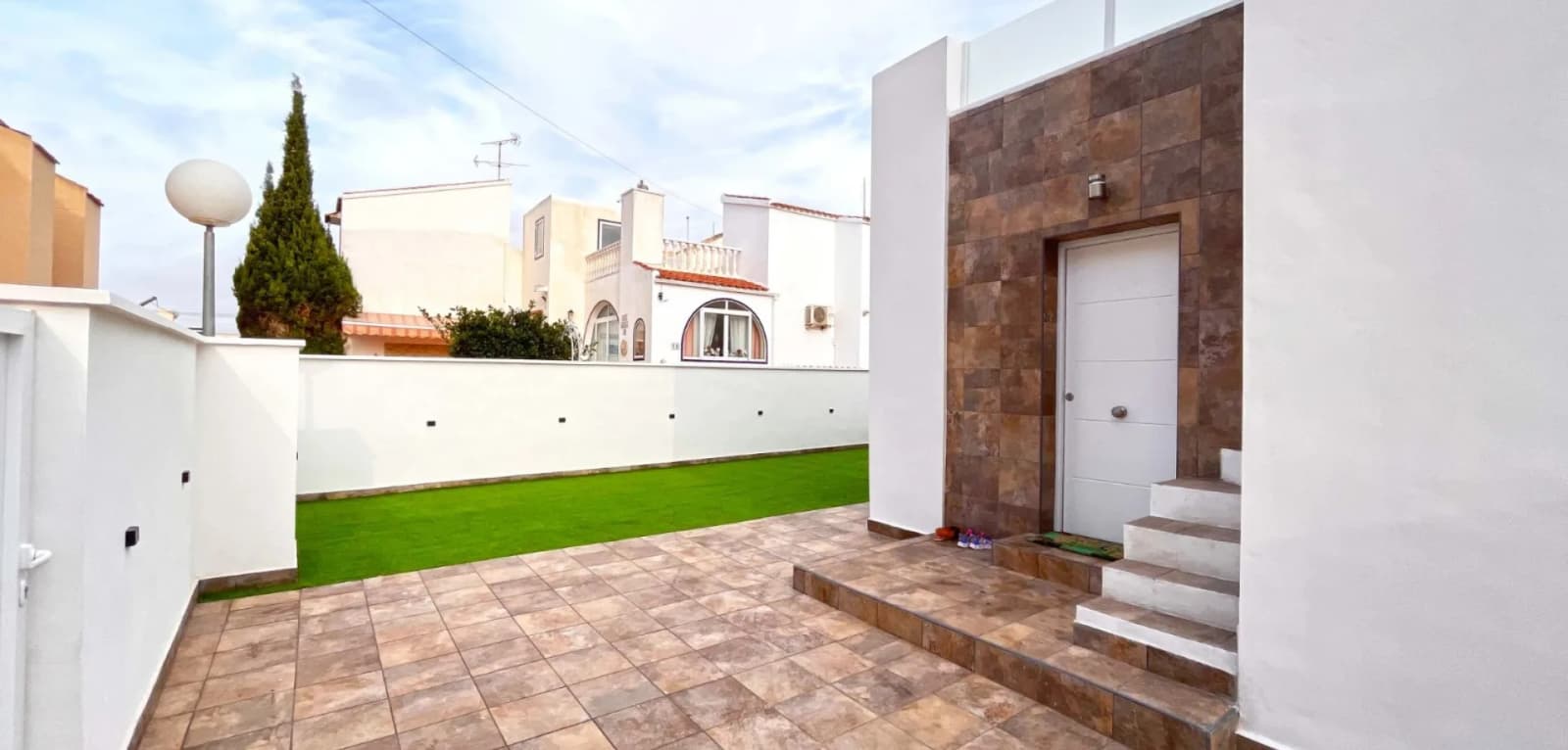 Bungalow de 2 chambres à vendre à Orihuela Costa, Costa Blanca (Alicante) - Image 8