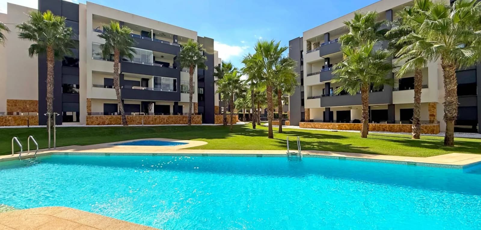 2 Bedroom Apartment for Sale in Orihuela Costa, Costa Blanca (Alicante) - Image 2