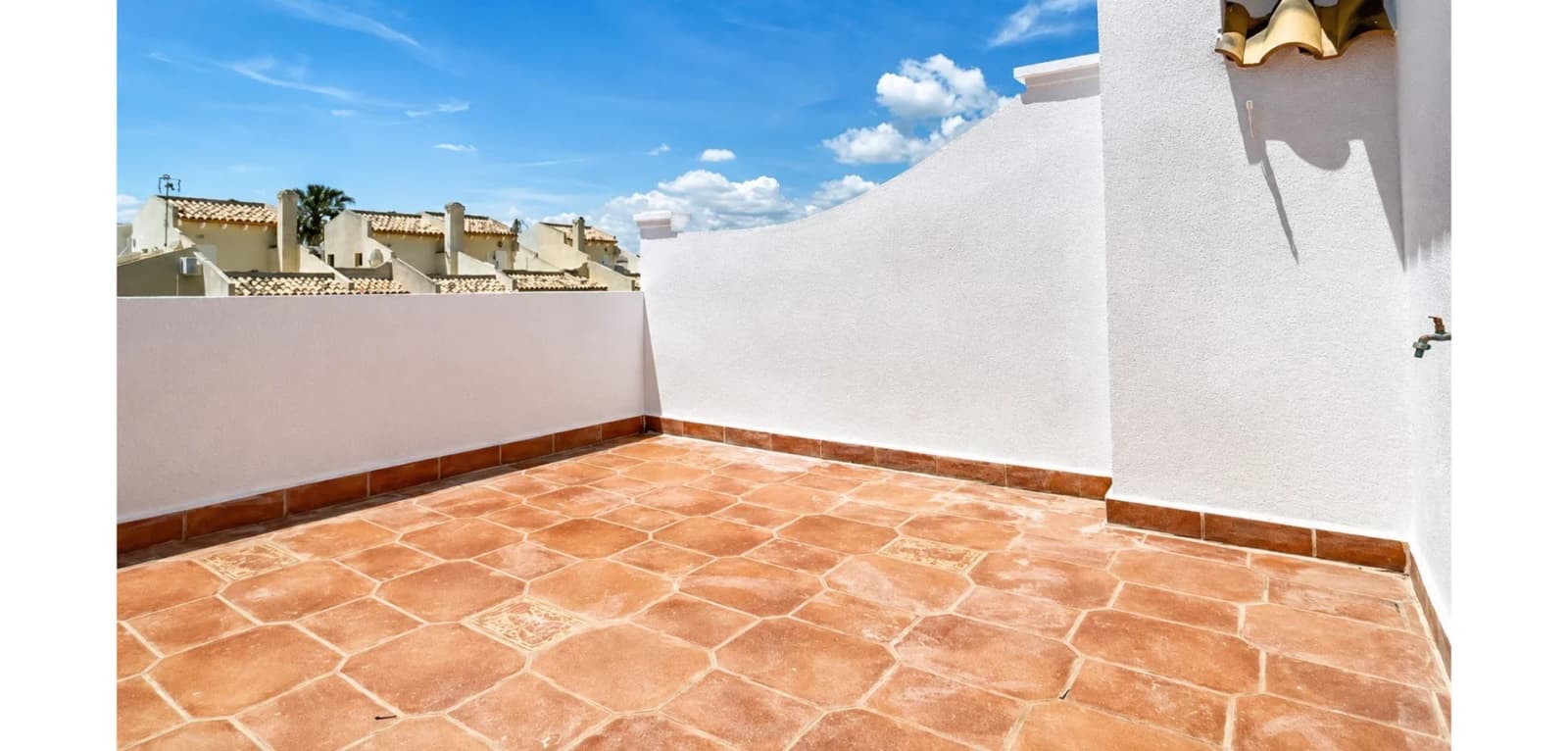 Townhouse de 2 chambres à vendre à Orihuela Costa, Costa Blanca (Alicante) - Image 2