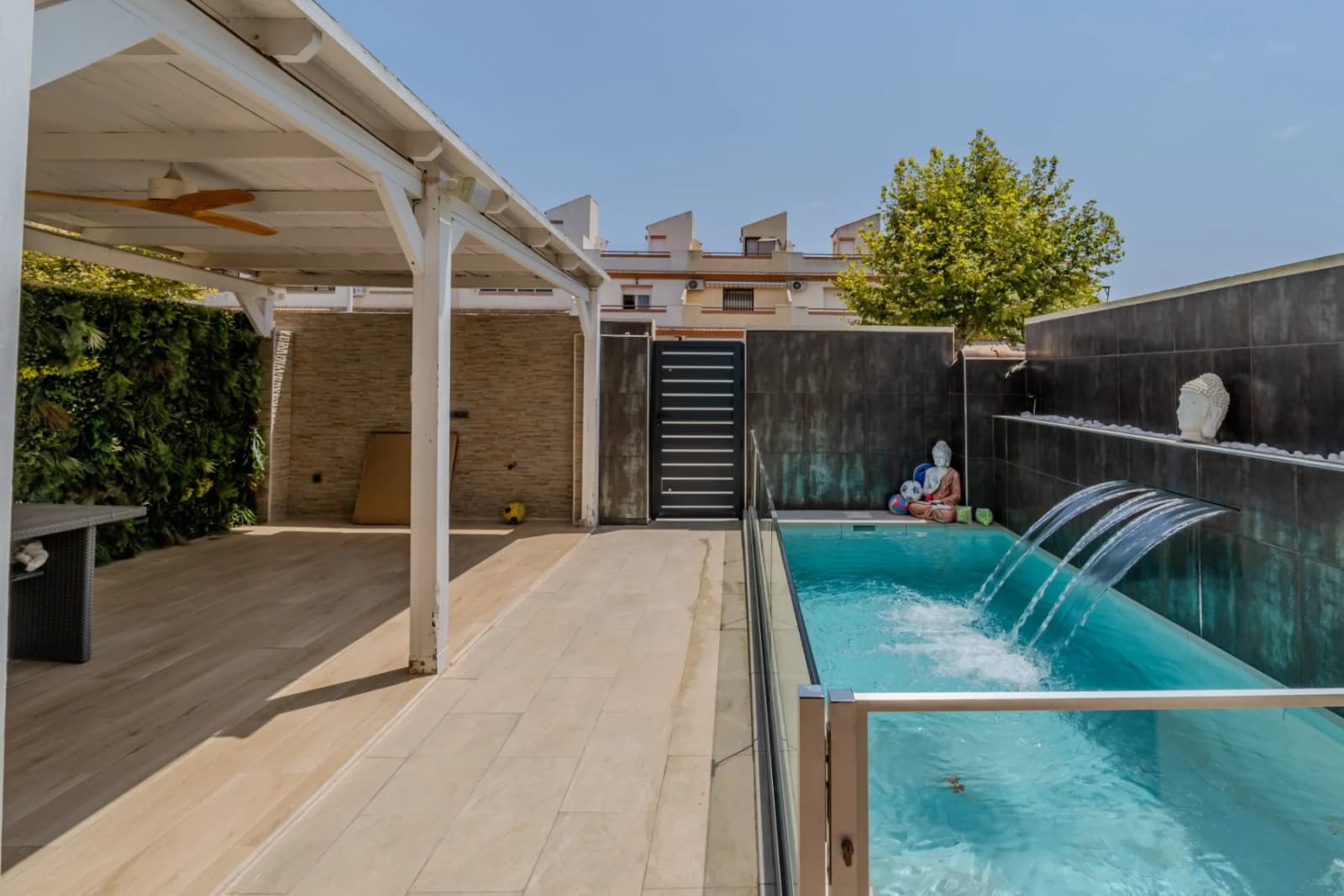 Independent Villa In Torrevieja - Image 2