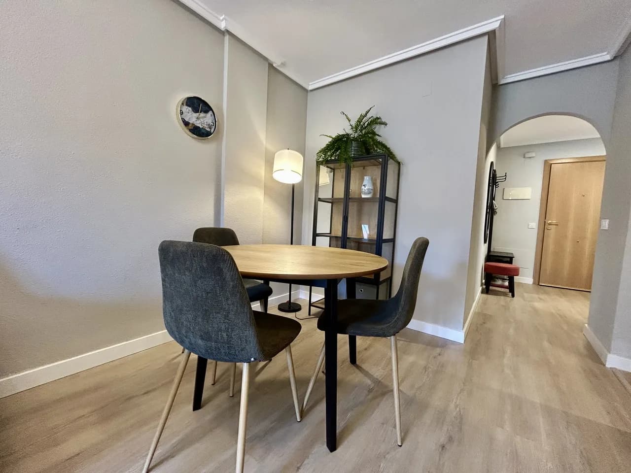 Apartment de 1 dormitorios en venta en Torrevieja, Alicante - Image 3