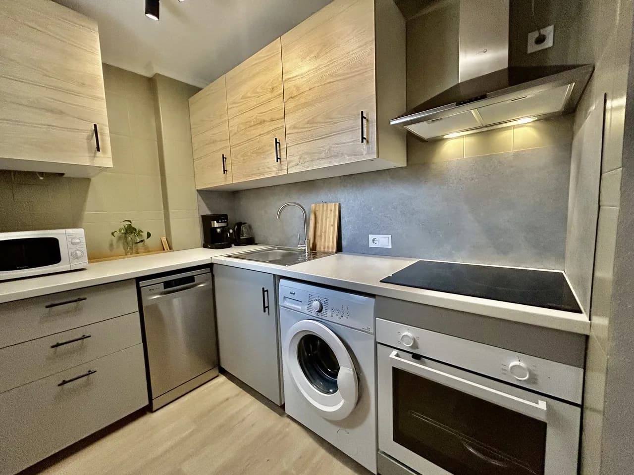 Apartment de 1 dormitorios en venta en Torrevieja, Alicante - Image 6