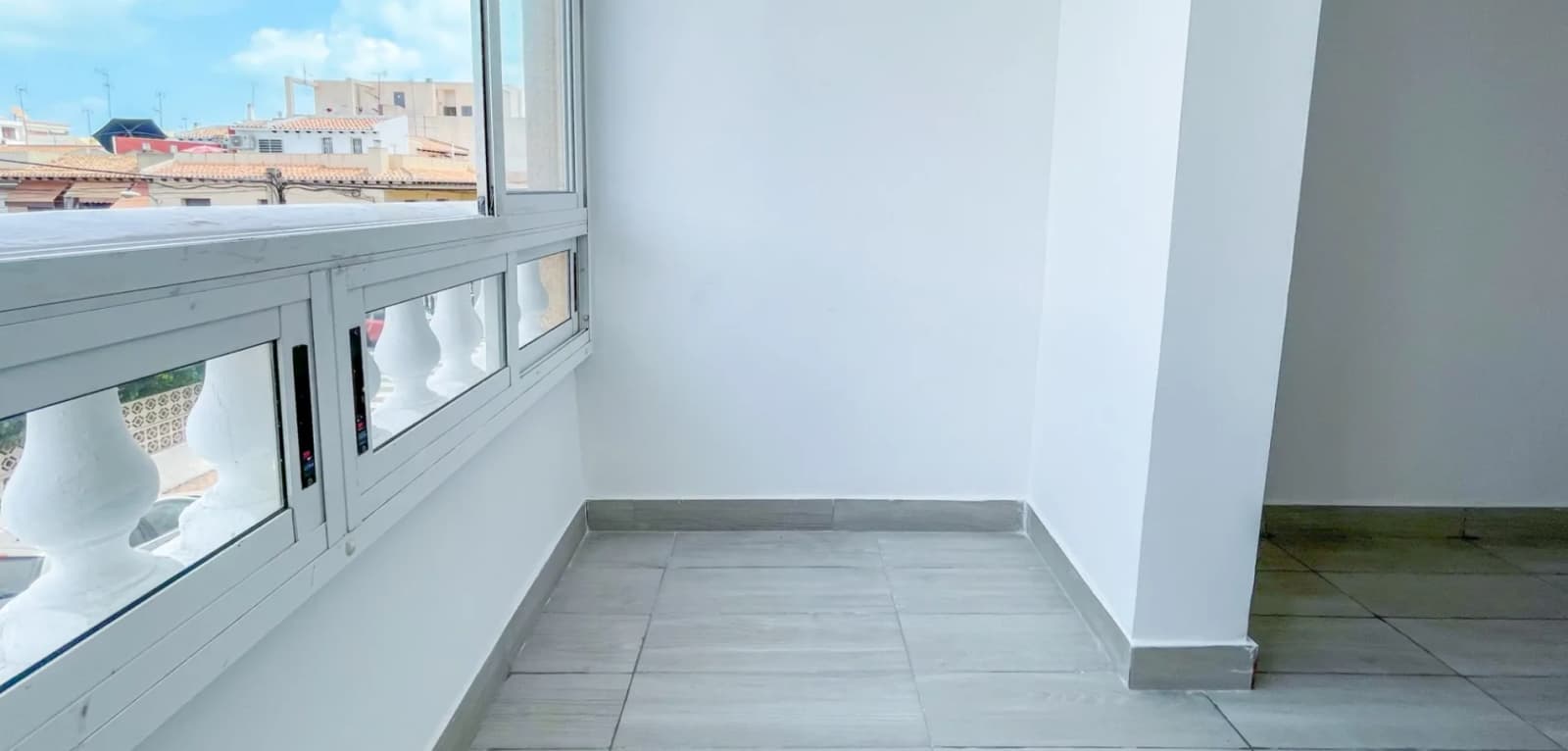 2 Bedroom Apartment for Sale in Torrevieja, Costa Blanca (Alicante) - Image 6