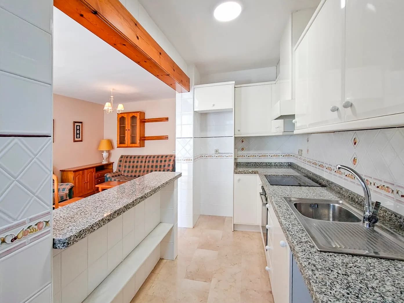Town House In Villamartín - Image 2