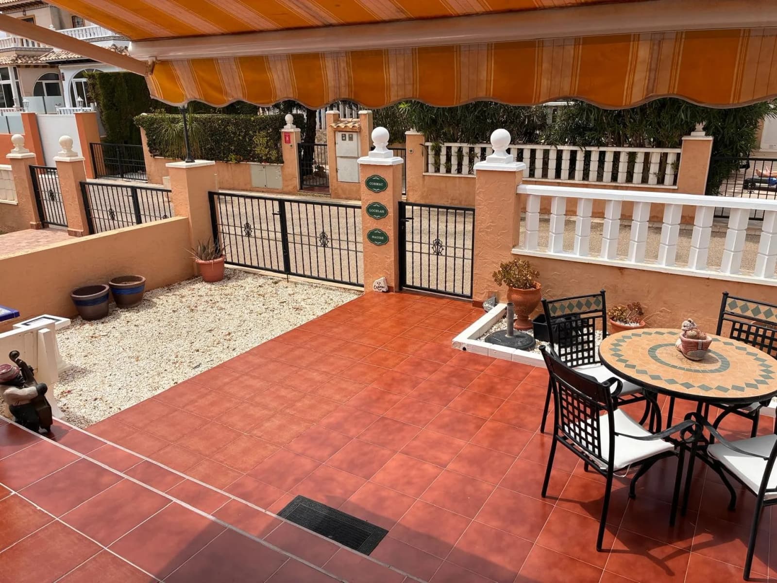 Semi-detached House In Lomas De Cabo Roig - Image 3