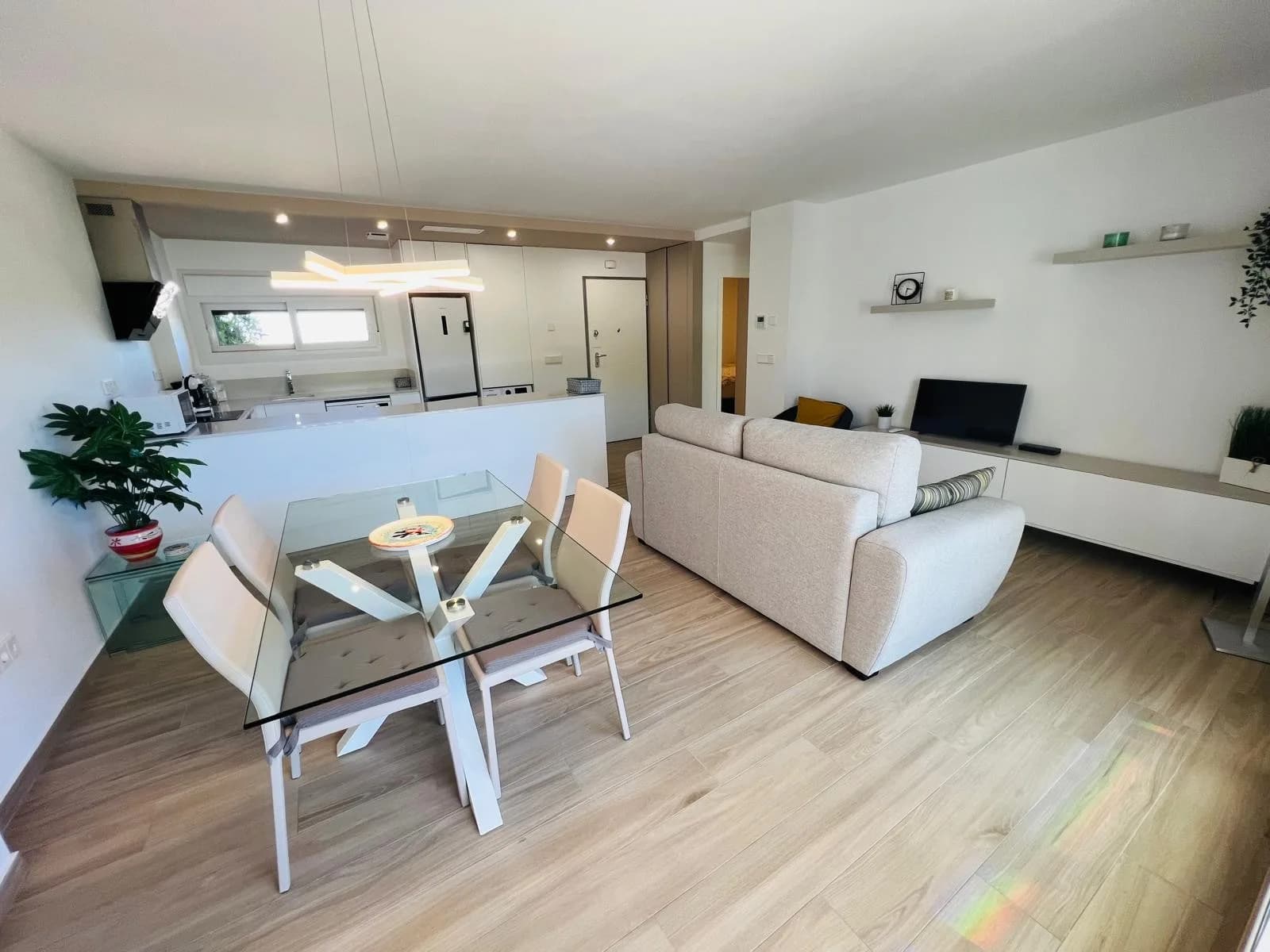 Apartment de 2 dormitorios en venta en Entre Naranjo - Vistabella Golf, Alicante - Image 6