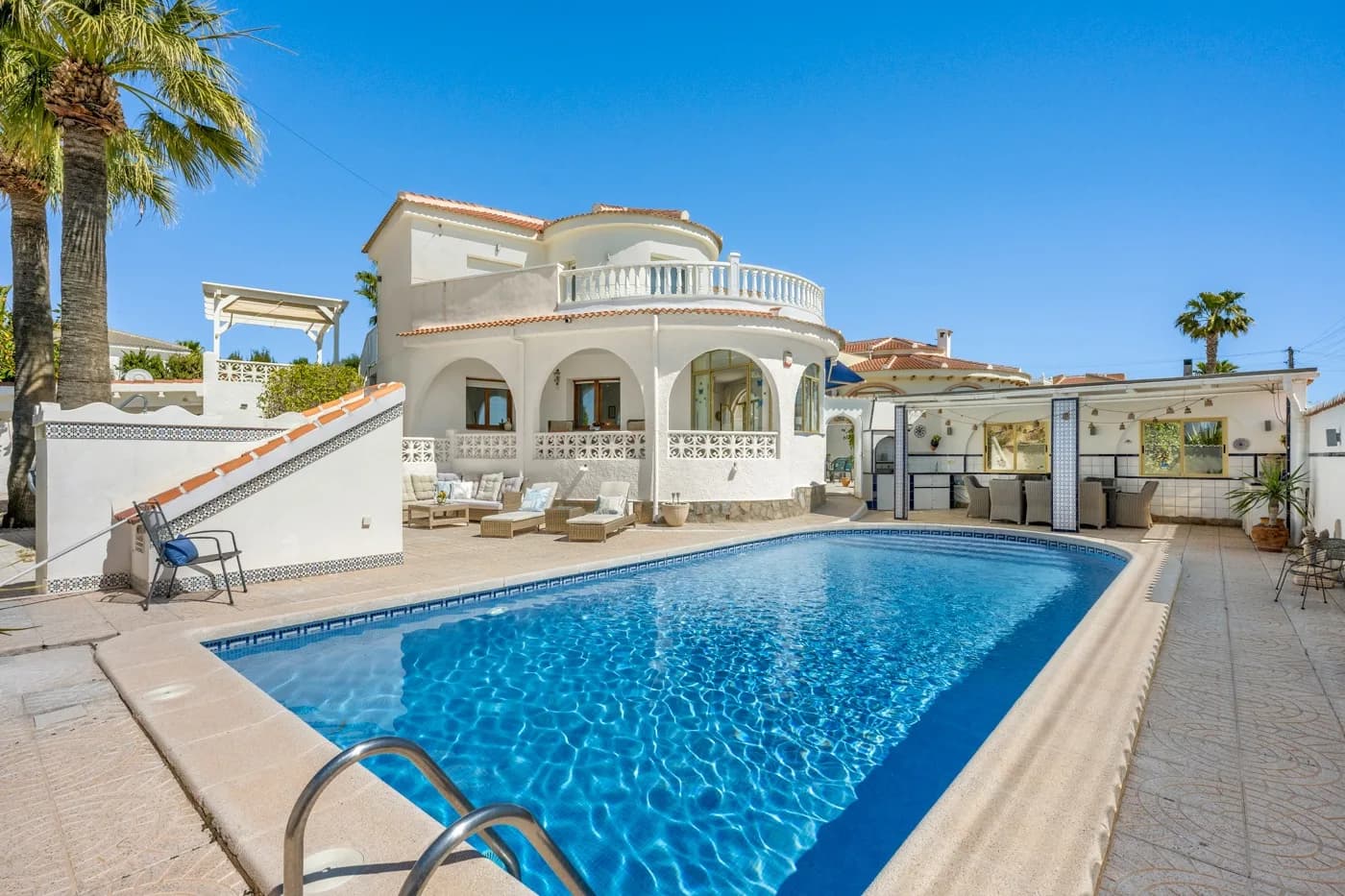 Villa de 5 dormitorios en venta en Ciudad Quesada - Rojales, Alicante