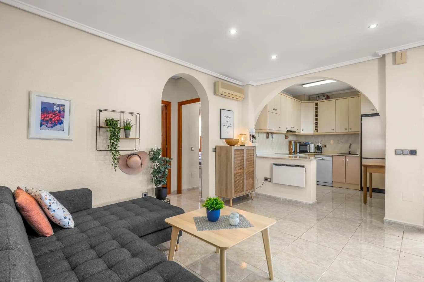 Villa de 5 dormitorios en venta en Ciudad Quesada - Rojales, Alicante - Image 4